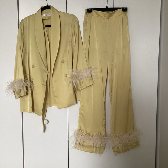 Sleeper Pants - Chic Yellow Feather-Trimmed Suit Set